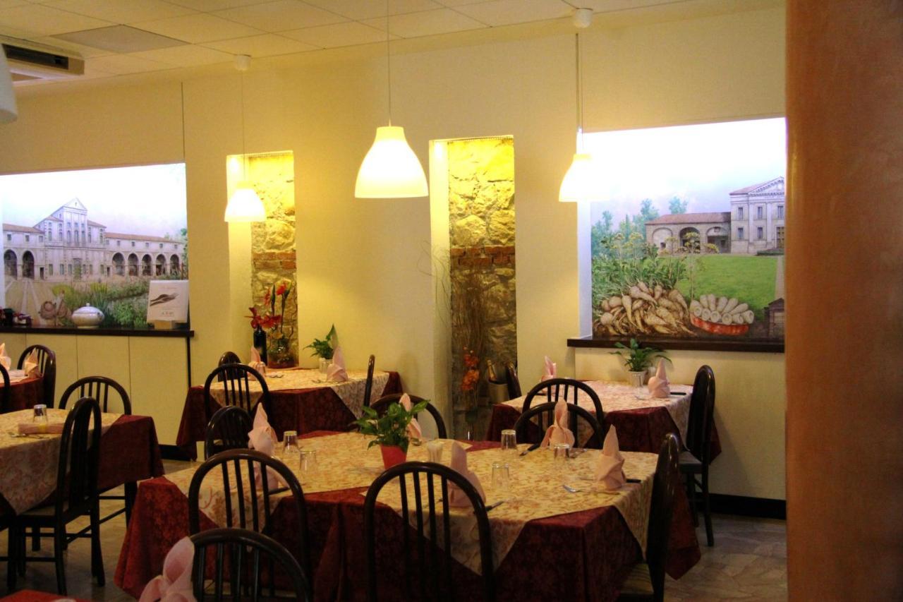 Hotel Rizzi Monticello Conte Otto Bagian luar foto